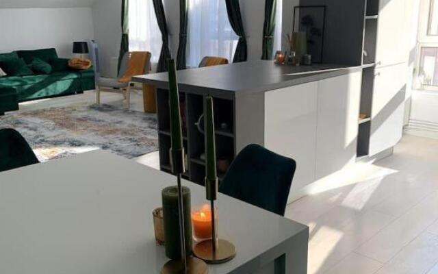 Spacious 3 Bed Apartment Cluj Floresti Near Vivo