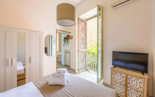 Smooth Vibes at Chiaia by Napoliapartments