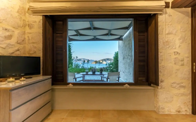 Exensian Villas & Suites