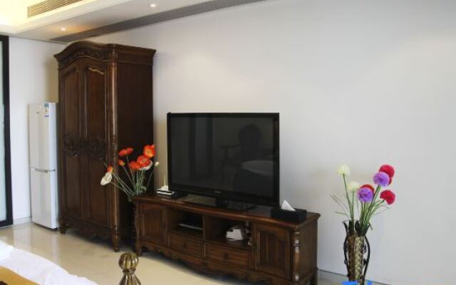 Q+ · Beihai Beibu Bay No.1 Yijia Online Serviced Apartment