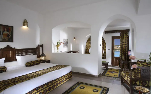 Sonesta Beach Resort & Casino