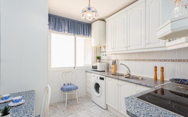 Los Boliches Beach Apartment