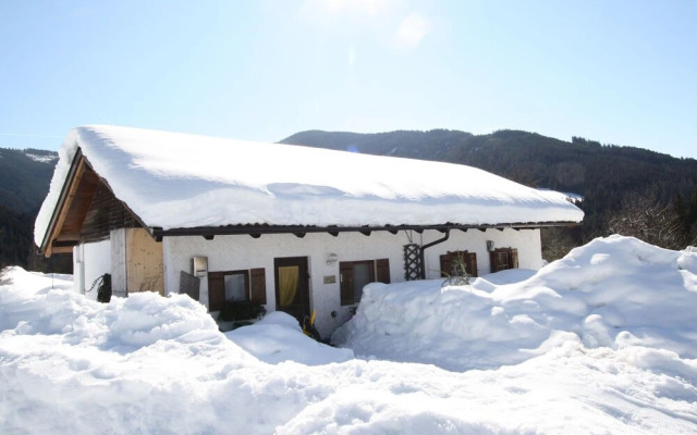 Spacious Holiday Home in Niedernfritz with Private Terrace