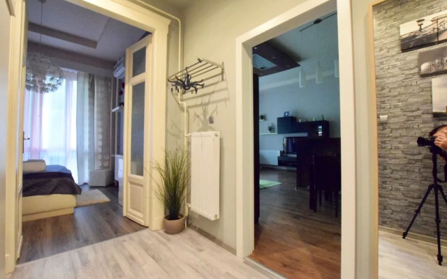 Standard Apartment by Hi5 - FehÃ©rahajÃ³