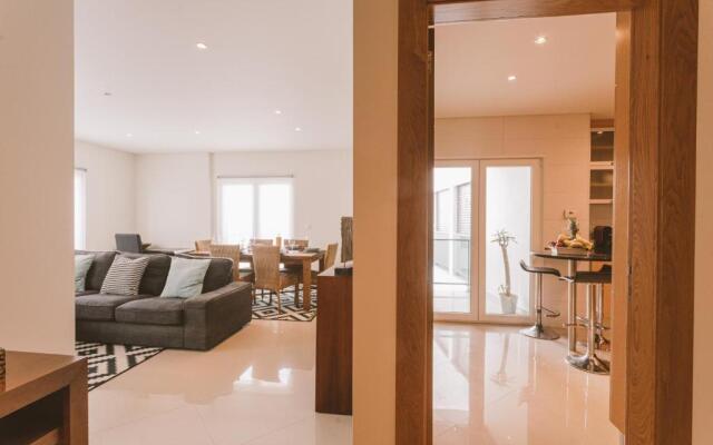 Best Houses 42 - Charming and Central Apartament