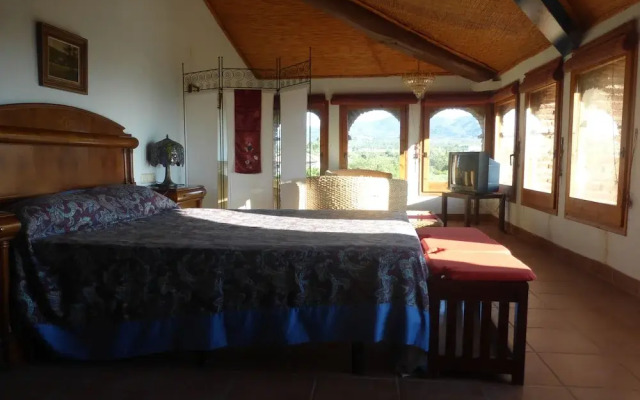 Mas del Burga - Adults Only