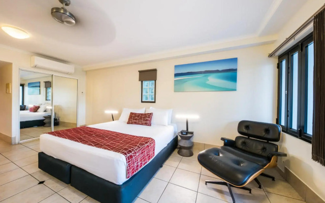 at Waterfront Whitsunday Retreat