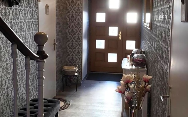 MANOIR AUX trois charmes