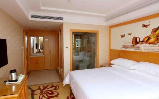 Vienna Hotel Zhongshan West District