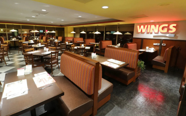 Holiday Inn Hotel & Suites Medica Sur by IHG