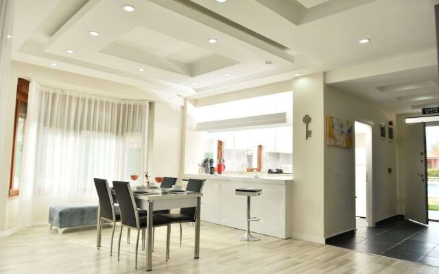 Pak Family Villas