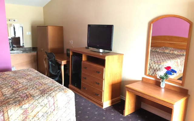 Frontier Motel