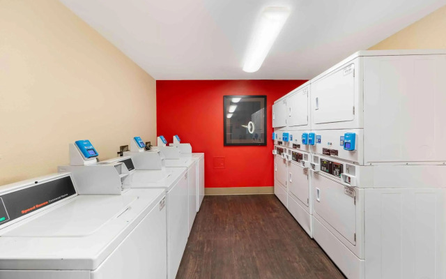 Extended Stay America Suites Fresno North