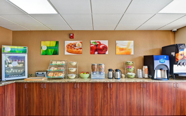 Quality Inn & Suites Heritage Park