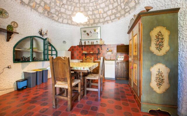 Trullo Nike In Selva Di Fasano