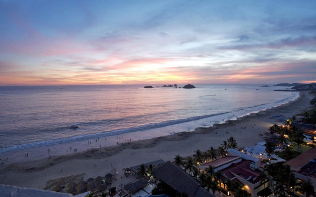 Park Royal Beach Ixtapa - All Inclusive