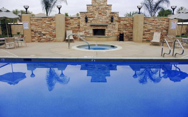 Hampton Inn And Suites Hemet