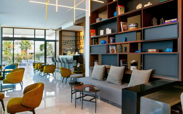 Mercure Larnaca Beach Resort