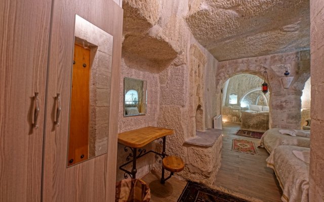 Tribal Cave Hotel