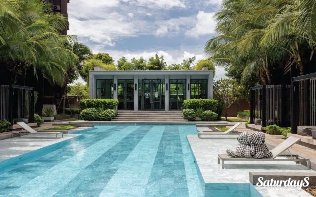 Saturdays Residence