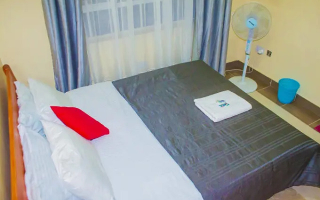 Elegant Comfy 3 Bedroom Apartment