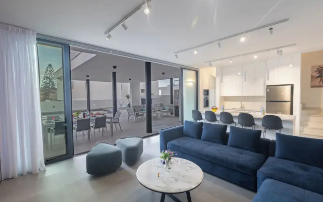 Protaras Aqua Pearl Villa Aq18