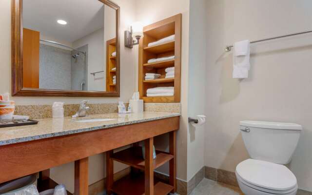 Comfort Inn & Suites Mountain Iron and Virginia