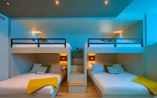 Villa Lady With Heated Pool Jacuzzi and Sauna