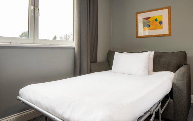 Holiday Inn Edinburgh by IHG