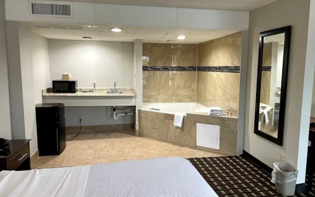 Days Inn by Wyndham Fort Wright Cincinnati Area