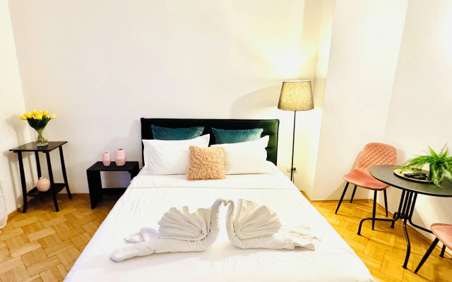 University Square Studio