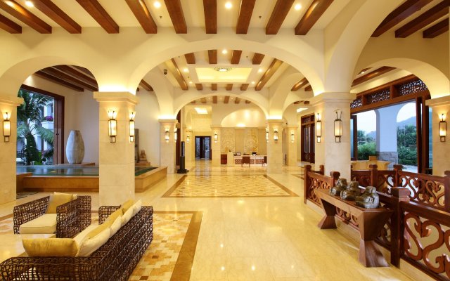 Aegean Conifer Suites Resort Sanya