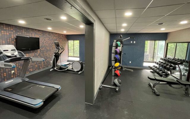 La Quinta Inn & Suites by Wyndham Fayetteville I-95