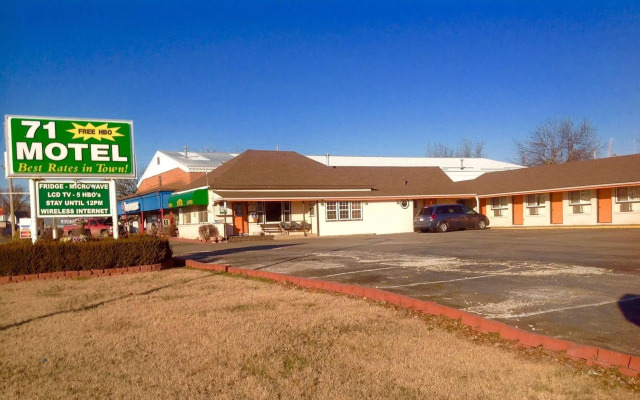71 Motel