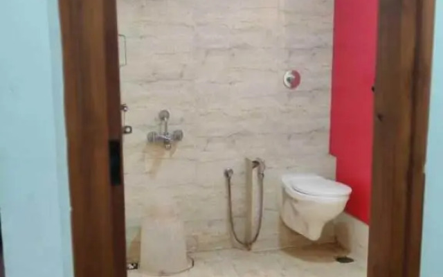 Hotel Chetan International by OYO Rooms