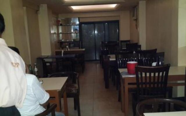Hotel Rupasi Bangla