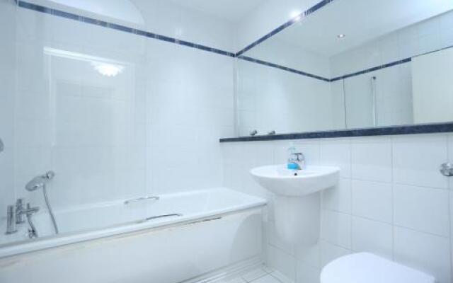 Gorgeous 2 Bathroom Woolwich