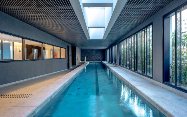 Studio 23º andar com piscina aquecida e A/C