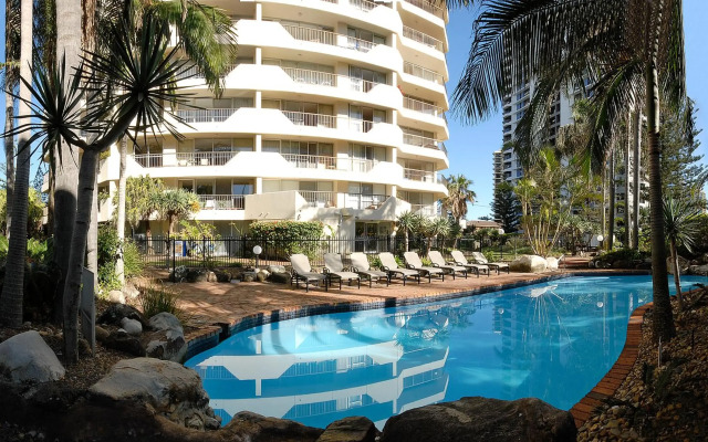 Baronnet Apartments