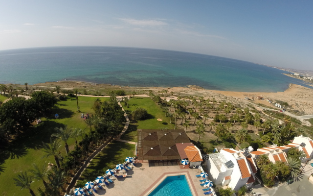 Helios Bay Hotel Apts & Villas