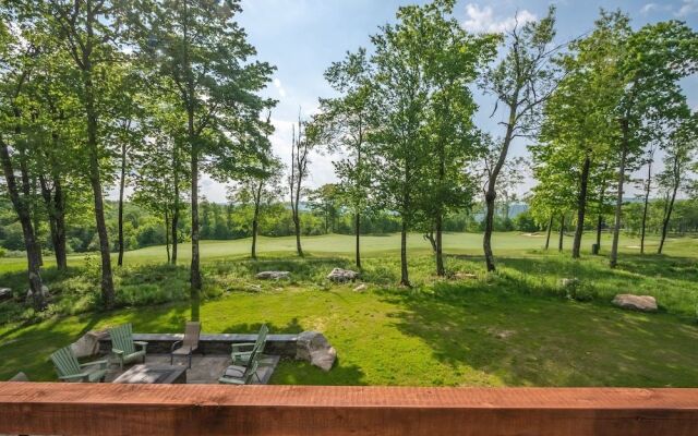 Water & Mountain Retreat