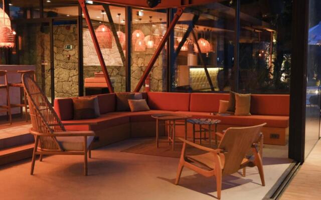 Birdcage 33 Hotel - Adult Only