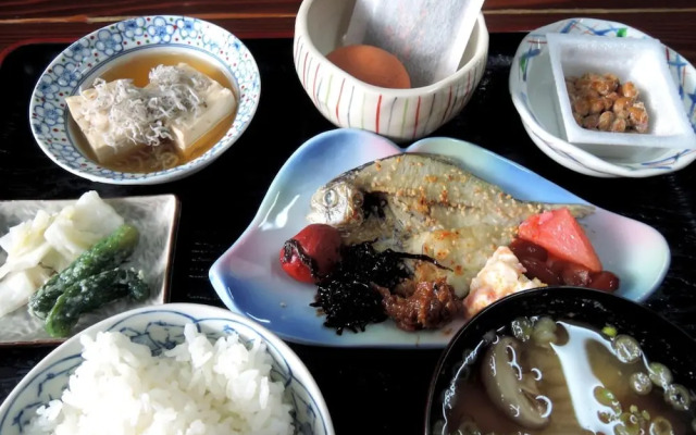 Mizuwake Minshuku Mura