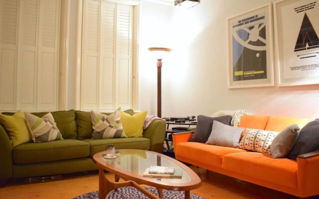 2 Bedroom Home in Camberwell