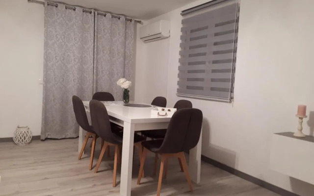Apartment Jole 1