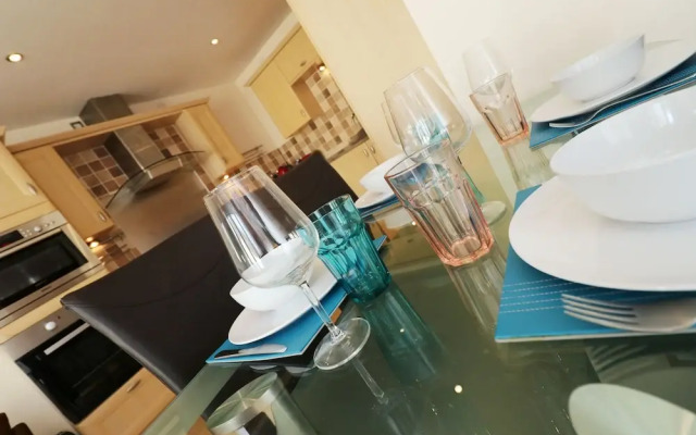 3 Bed Apartment - Mermaid Quay