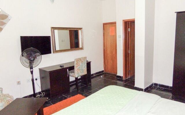 Topaz Lodge Lekki