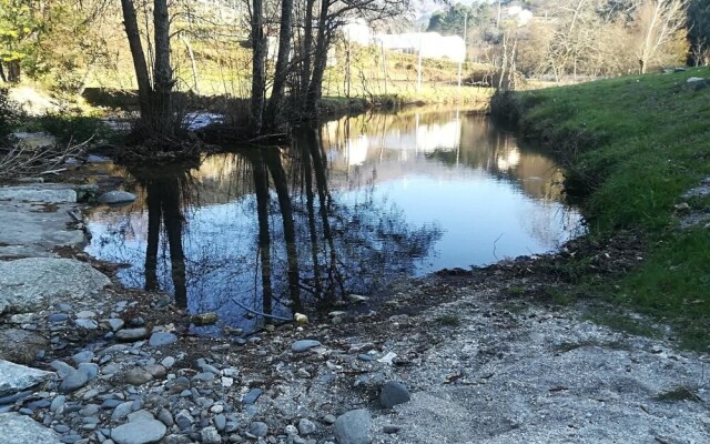 House With 3 Bedrooms in Ansiães, With Wonderful Mountain View, Furnis