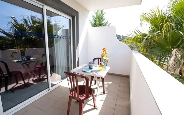 St. Estève Appart Hotel