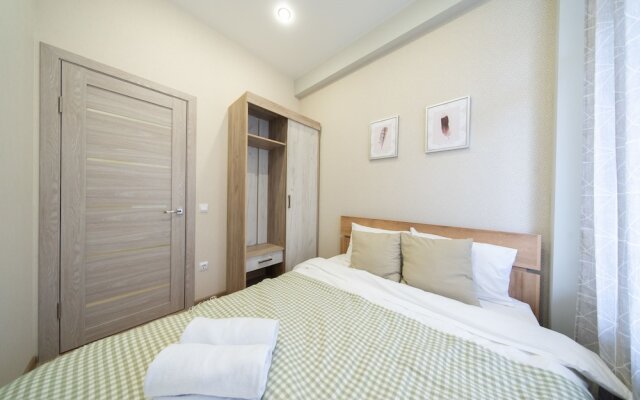 More Apartments na Plotinnoy 2 - 1